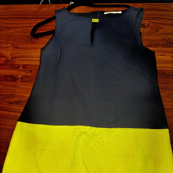 Trina Turk Dress - Picture 1 of 1